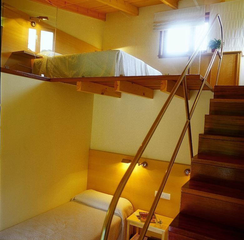 Bungalow Camping Los Manzanos Santa Cruz de Oleiros Chambre photo