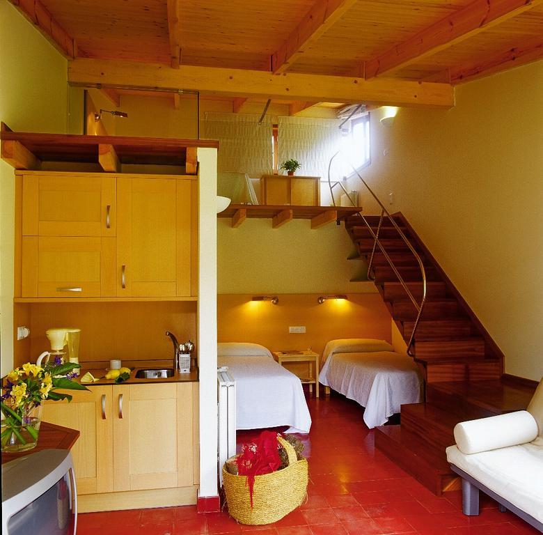 Bungalow Camping Los Manzanos Santa Cruz de Oleiros Chambre photo
